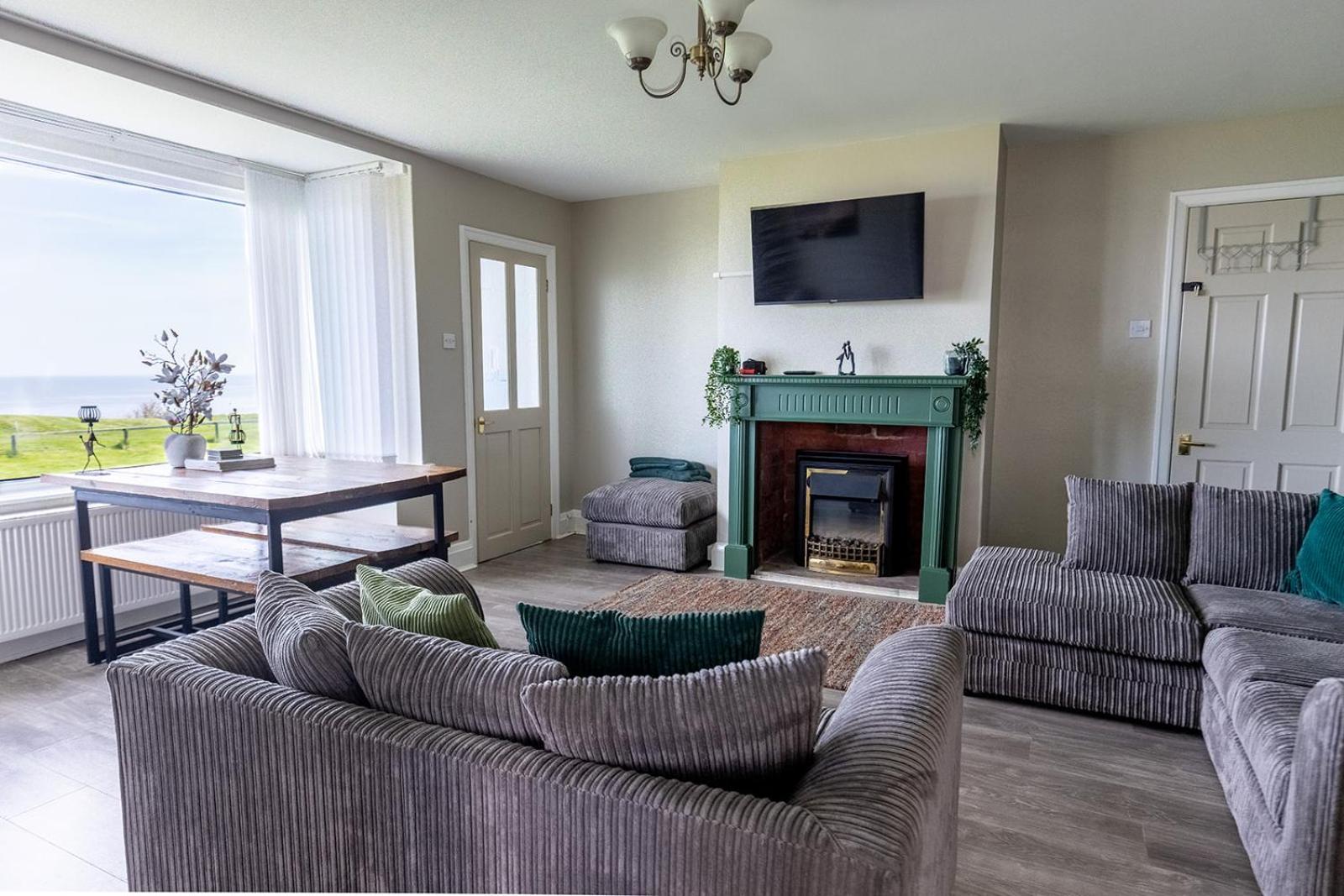 Beachfront Bliss: Bridlington Ground Floor Apartment Bessingby Exterior photo